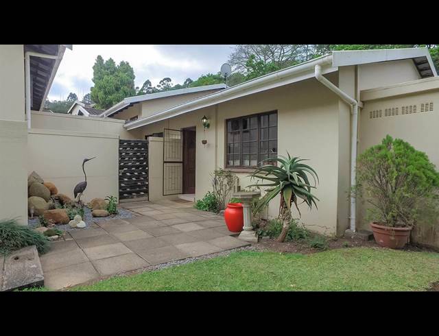 1 BEDROOM TOWNHOUSE RENTED IN GILLITTS